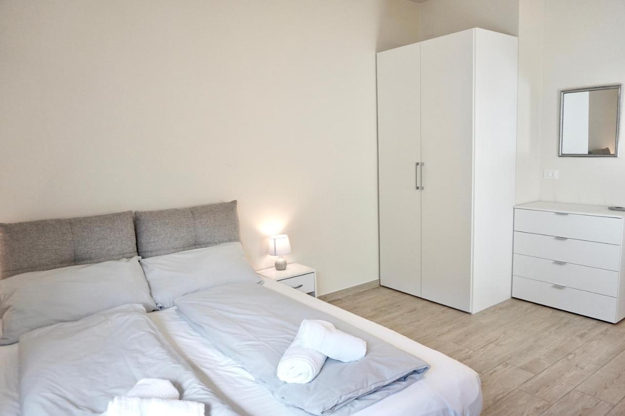 Bright Studio Apartment With Free Private Parking 메라노 외부 사진